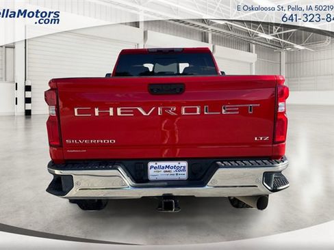Used 2023 Chevrolet Silverado 3500 LTZ w/ LTZ Premium Package image 4