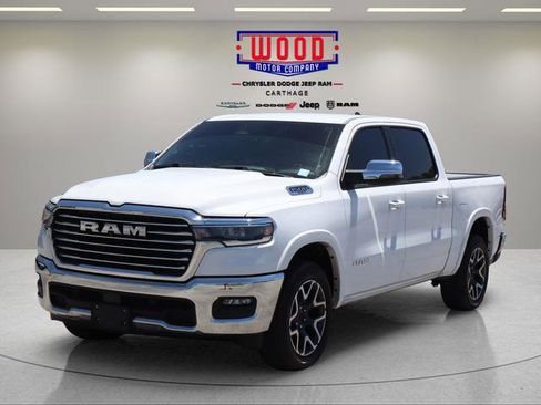Used 2025 RAM 1500 Laramie AWD/4WD image 8