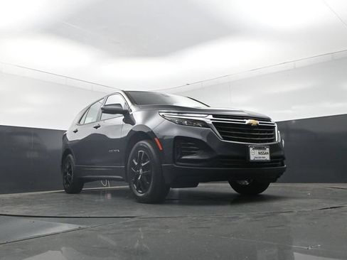 Used 2022 Chevrolet Equinox LS AWD/4WD image 28