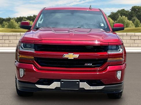 Used 2018 Chevrolet Silverado 1500 LT w/ Texas Edition AWD/4WD image 3