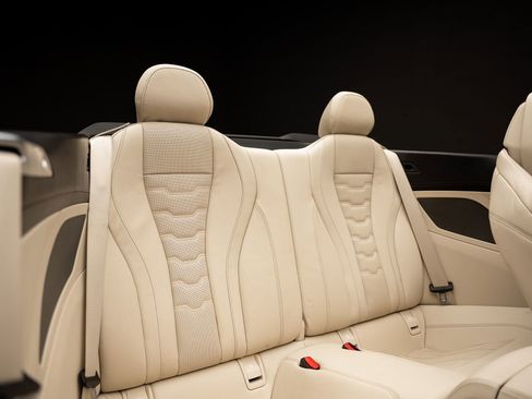Used 2023 BMW 840i Convertible w/ Comfort Seating Package RWD image 67