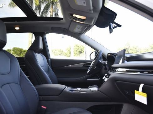 New 2027 INFINITI QX60 Luxe w/ Cargo Package FWD image 32