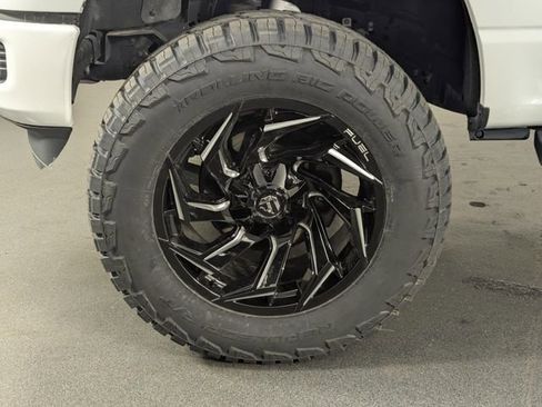 Used 2025 Ford F150 XLT w/ Equipment Group 301A Standard AWD/4WD image 9