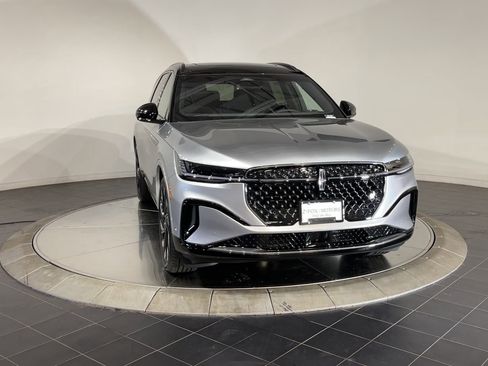 New 2024 Lincoln Nautilus Reserve w/ Equipment Group 202A image 8