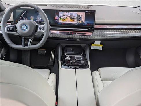 New 2027 BMW 550e xDrive w/ Executive Package AWD/4WD image 16