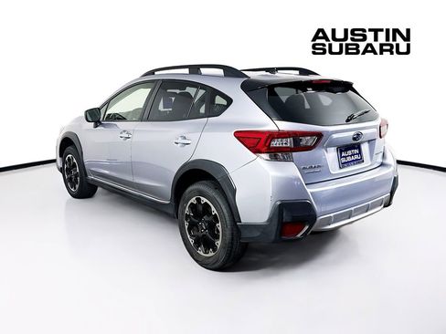 Used 2021 Subaru Crosstrek 2.0i image 5