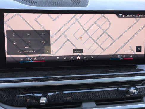 Used 2024 BMW X5 xDrive40i w/ M Sport Package image 24