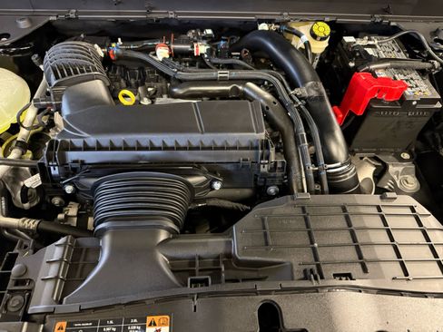 New 2025 Ford Bronco Sport Badlands image 29