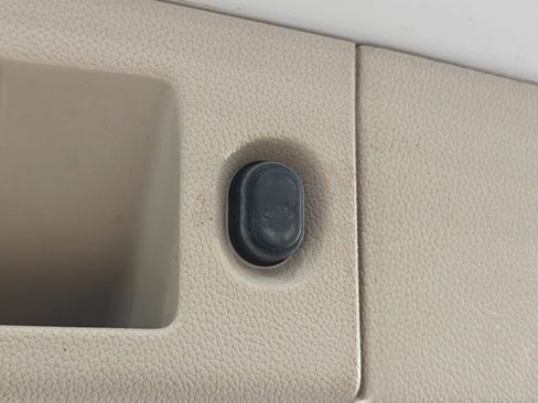 Used 2019 GMC Yukon Denali w/ Open Road Package image 38