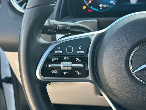 Certified 2023 Mercedes-Benz GLB 250 image 29