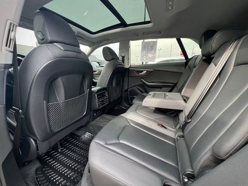 Used 2020 Audi Q8 Premium Plus w/ Premium Plus Package image 18