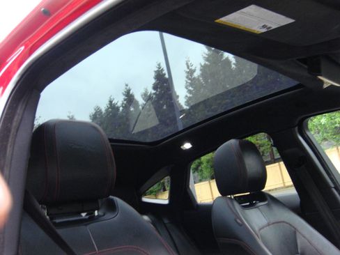 Used 2018 Jaguar E-PACE First Edition image 18