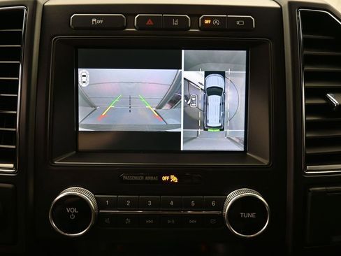 Used 2020 Ford Expedition Max King Ranch RWD image 4
