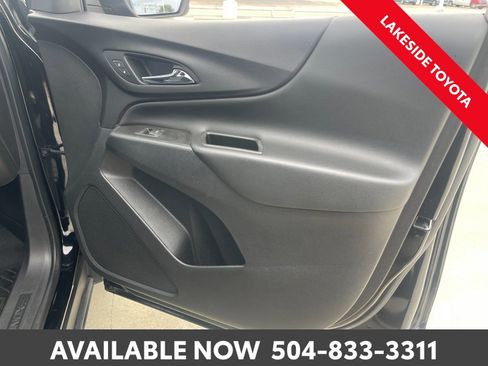 Used 2021 Chevrolet Equinox LT FWD image 18