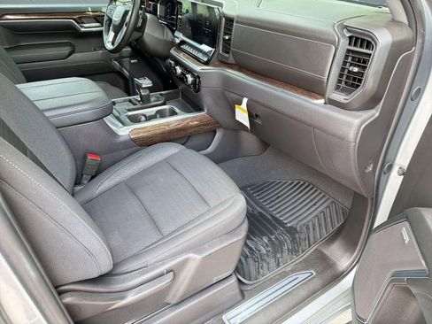 Certified 2024 GMC Sierra 1500 Elevation w/ Preferred Package image 31