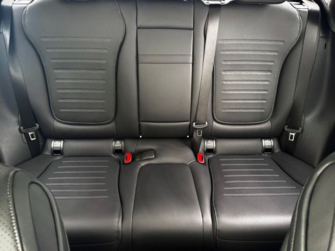 Used 2026 Mercedes-Benz GLC 300 4MATIC image 24