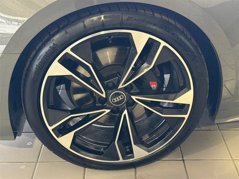 Used 2023 Audi S5 Premium Plus image 11