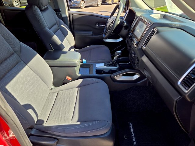 Used 2023 Nissan Frontier SV w/ Technology Package RWD image 15