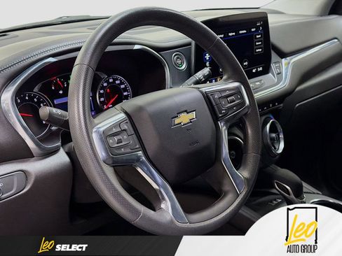 Used 2023 Chevrolet Blazer LT w/ Convenience Package image 11