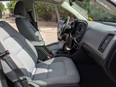 Used 2020 Chevrolet Colorado W/T w/ Custom Special Edition AWD/4WD image 20