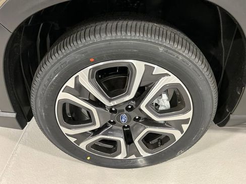 New 2026 Subaru Ascent Touring AWD/4WD image 8