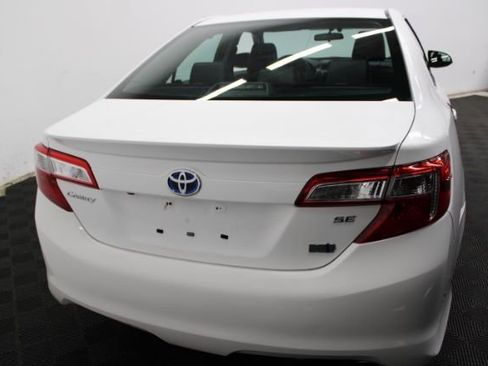 Used 2014 Toyota Camry SE image 8