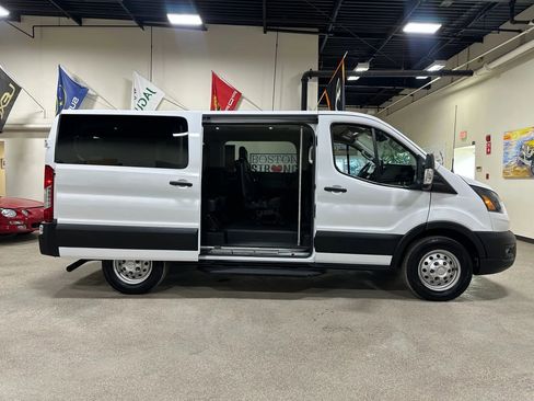 Used 2021 Ford Transit 150 XL image 14