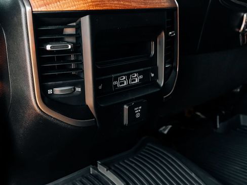 Used 2023 RAM 3500 Limited AWD/4WD image 47