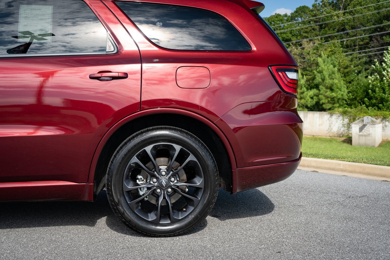 Used 2022 Dodge Durango R/T w/ Blacktop Package RWD image 6