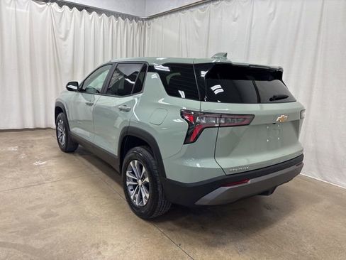 Used 2025 Chevrolet Equinox LT image 6