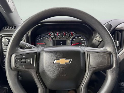 Used 2021 Chevrolet Silverado 1500 Custom image 19