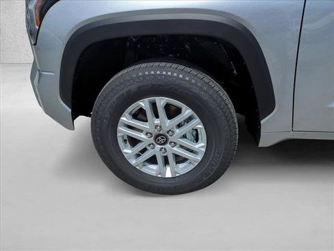 New 2026 Toyota Tundra SR5 AWD/4WD image 10