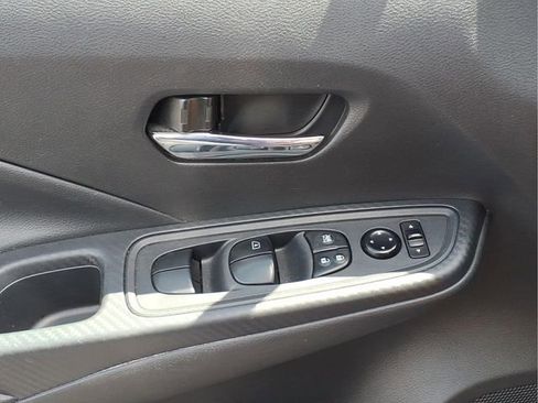 Used 2024 Nissan Versa SV FWD image 16