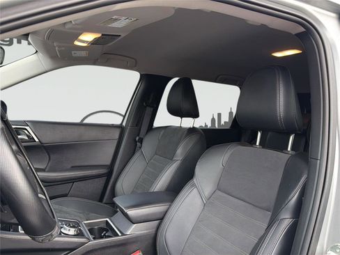 Used 2024 Mitsubishi Outlander SE AWD/4WD image 10