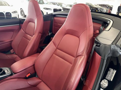 Used 2023 Porsche 911 Carrera S image 30