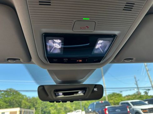 Used 2026 Volkswagen Atlas SE FWD image 33