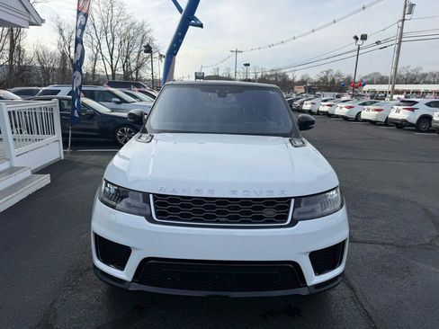 Used 2019 Land Rover Range Rover Sport SE image 4