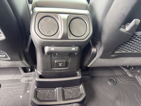 New 2026 Jeep Wrangler Sahara image 32