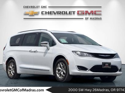 Used 2018 Chrysler Pacifica Limited