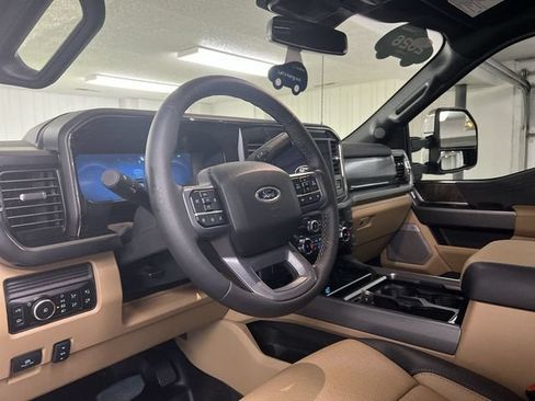Used 2026 Ford F250 Lariat AWD/4WD image 10