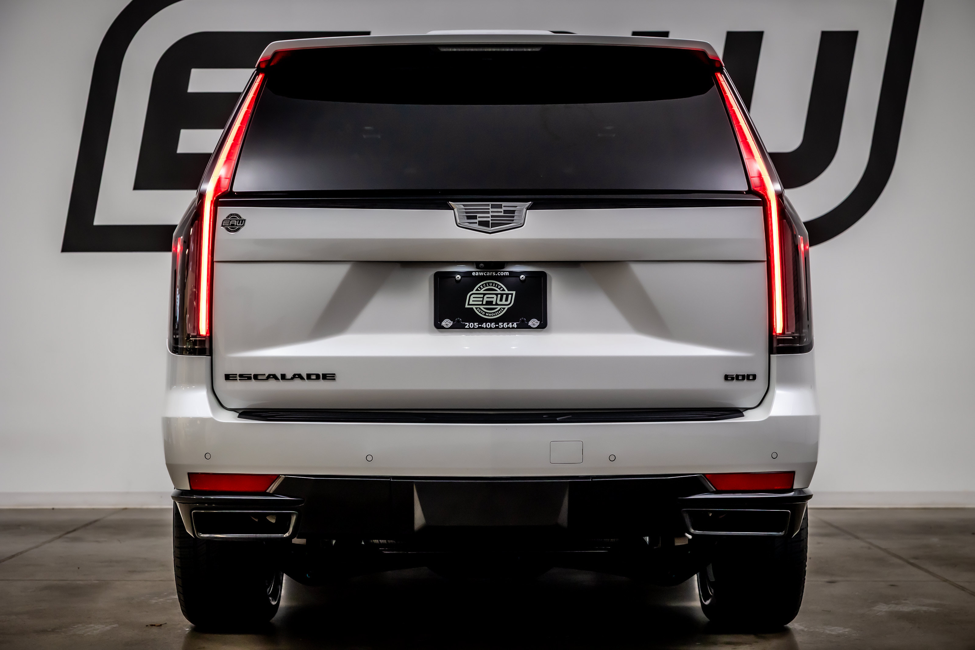 Used 2023 Cadillac Escalade Sport w/ LPO, ONYX Package AWD/4WD image 11