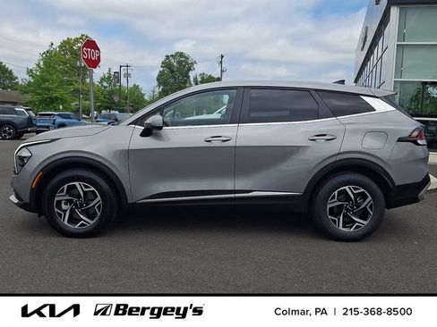 Certified 2023 Kia Sportage LX AWD/4WD image 9