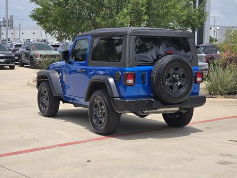 Used 2025 Jeep Wrangler Sport AWD/4WD image 3