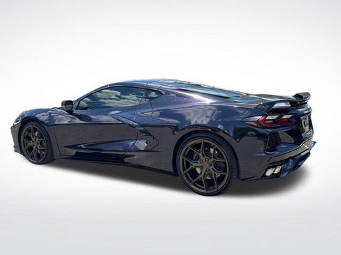 Used 2021 Chevrolet Corvette Stingray Preferred Cpe w/ Z51 Performance Package RWD image 3