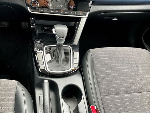 Used 2023 Kia Seltos S FWD image 17