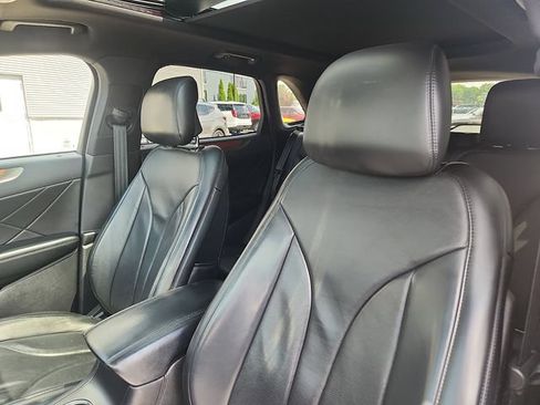 Used 2018 Lincoln MKC Reserve w/ Lincoln MKC Climate Package AWD/4WD image 22