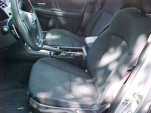 Used 2014 Subaru Impreza 2.0i Premium w/ All-Weather Package w/CVT AWD/4WD image 13