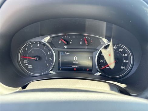 Certified 2024 GMC Terrain SLE w/ Driver Convenience Package FWD image 11