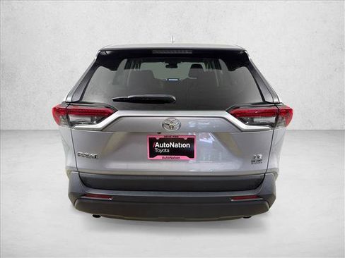 Used 2024 Toyota RAV4 LE FWD image 4