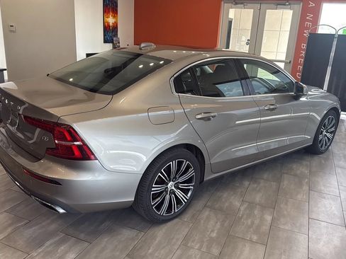 Used 2020 Volvo S60 T5 Inscription FWD image 7